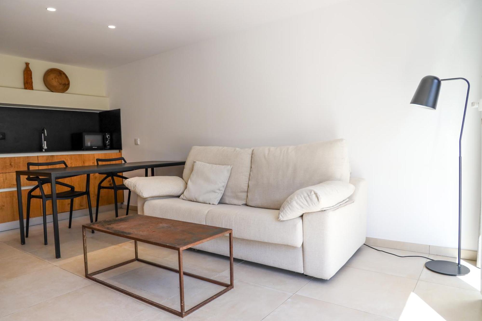 Cala Vadella Beachwalk Suites Kamer foto