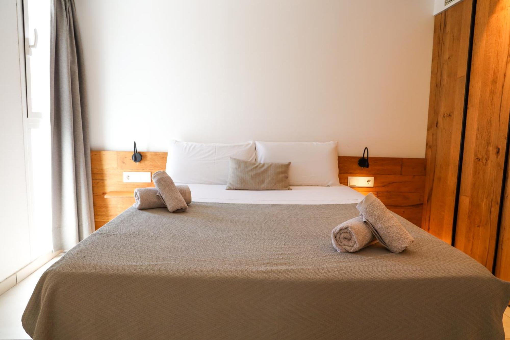 Cala Vadella Beachwalk Suites Kamer foto