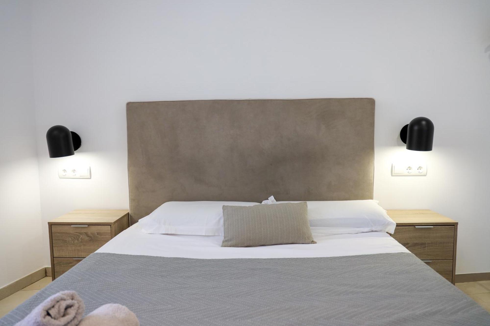 Cala Vadella Beachwalk Suites Kamer foto