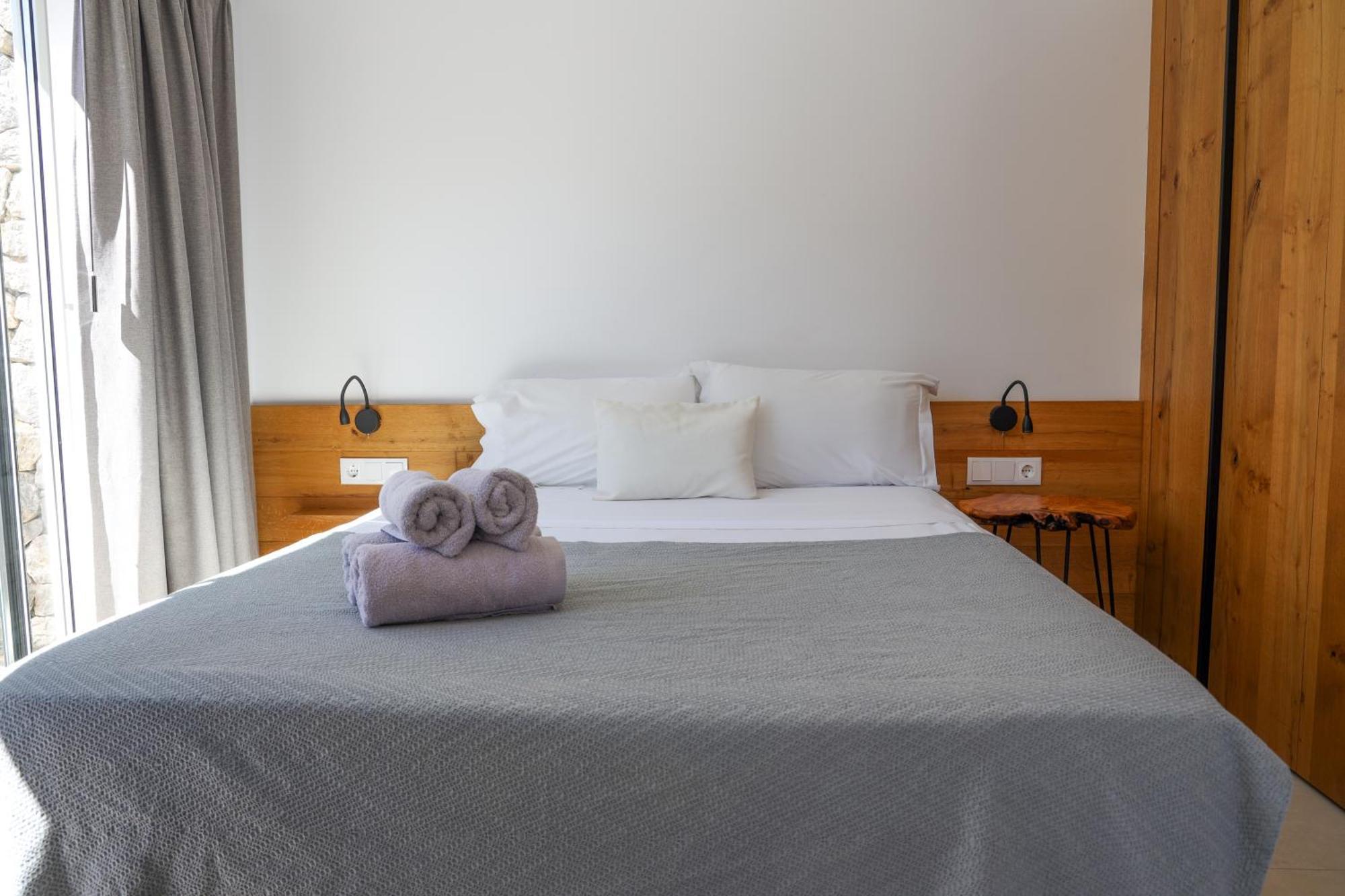 Cala Vadella Beachwalk Suites Kamer foto